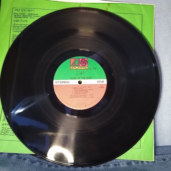 YES, Close To The Edge 1972 Textured gatefold Vinyl record - Picture 4 of 5